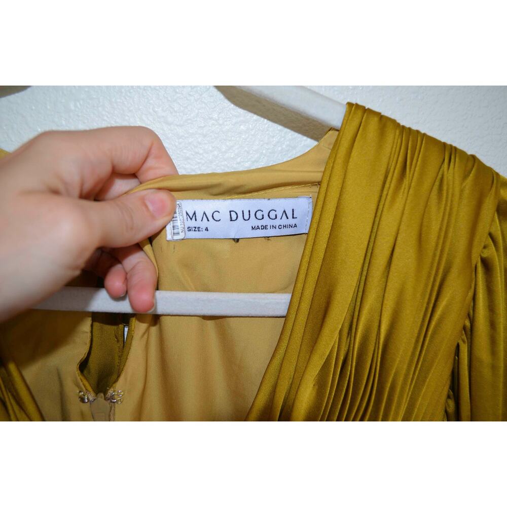 Mac Duggal Pleated Charmeuse V Neck Gown With Cape - Picture 5 of 8